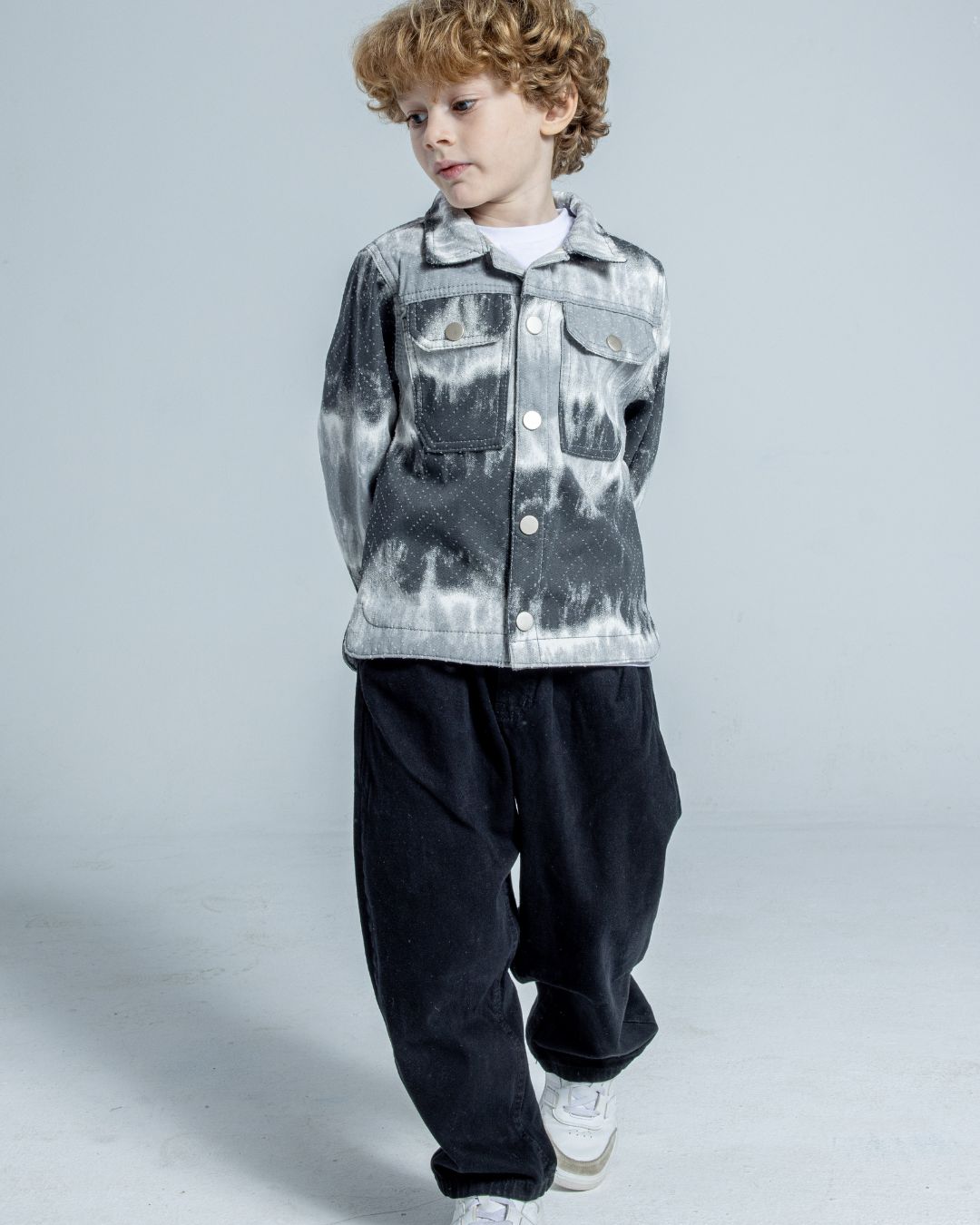 Pocket Patchy Jeans X Black