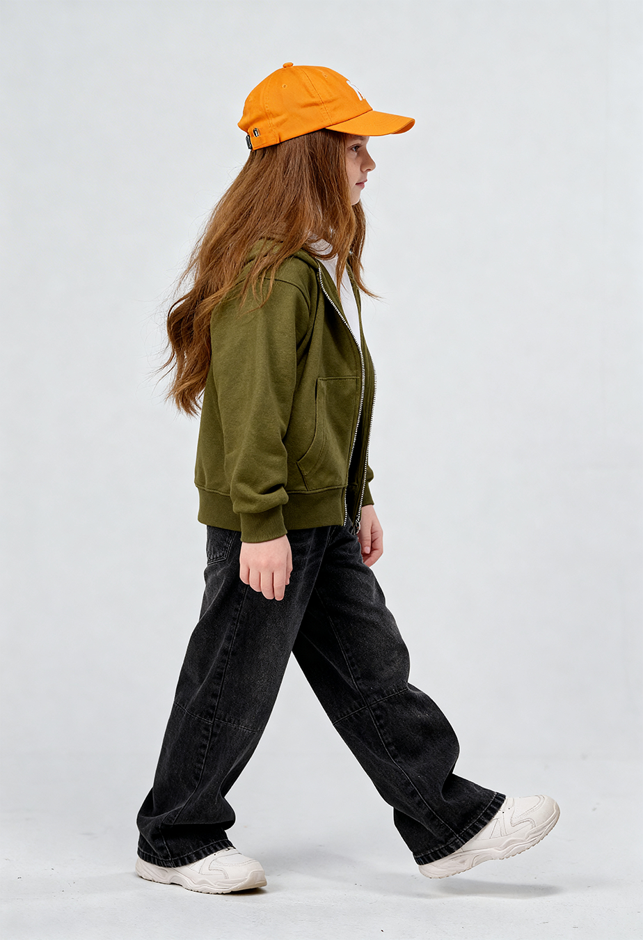 Essential Zip Hoodie